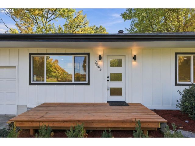 2845 HILYARD St, Eugene, OR 97405