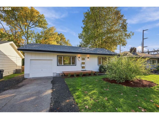 2845 HILYARD St, Eugene, OR 97405