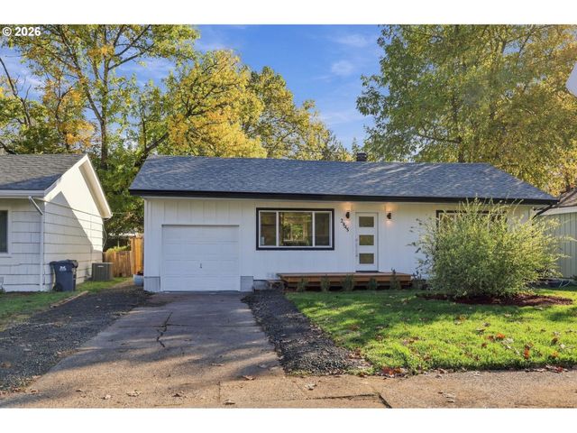 2845 HILYARD St, Eugene, OR 97405