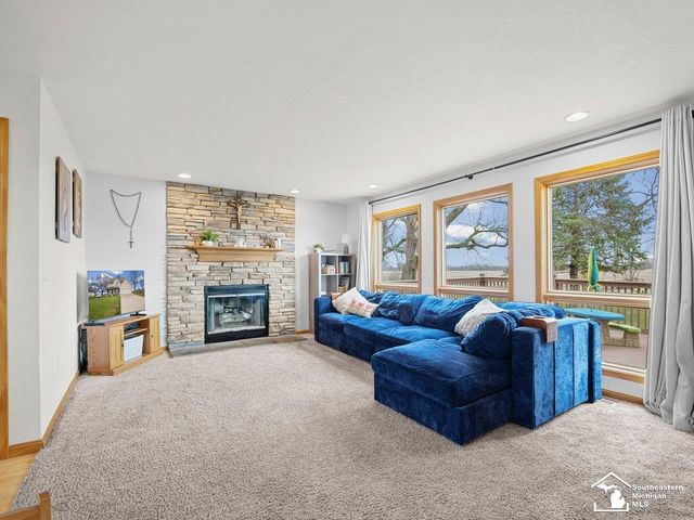 9117 S Dixie Highway, Erie Twp, MI 48133