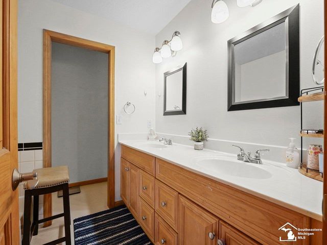 9117 S Dixie Highway, Erie Twp, MI 48133