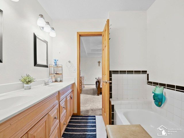 9117 S Dixie Highway, Erie Twp, MI 48133