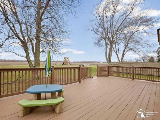 9117 S Dixie Highway, Erie Twp, MI 48133