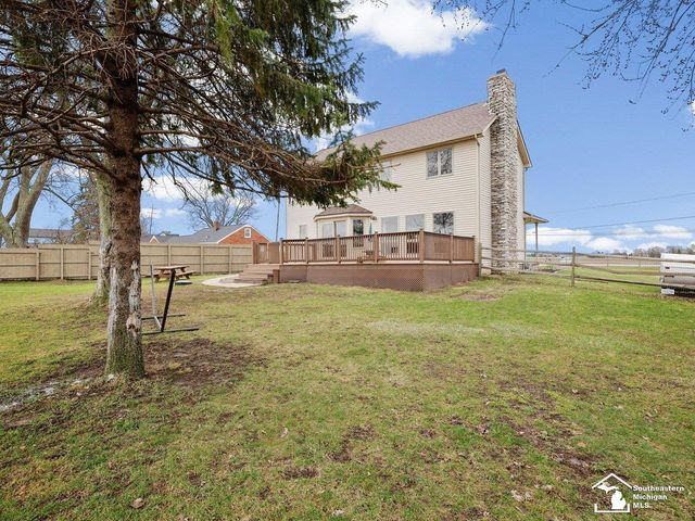 9117 S Dixie Highway, Erie Twp, MI 48133