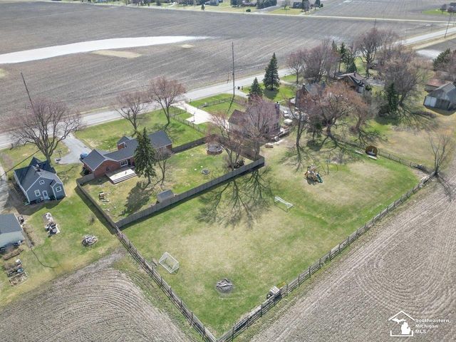 9117 S Dixie Highway, Erie Twp, MI 48133