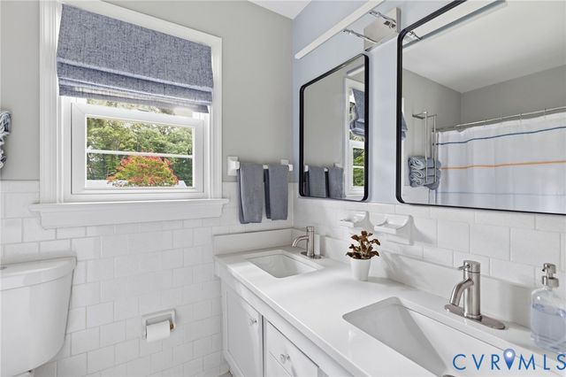 404 Aubery Rd, Henrico, VA 23229