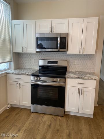 3322 Daisy Avenue, Cleveland, OH 44109