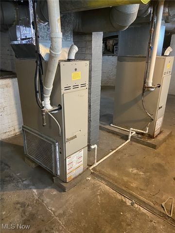 3322 Daisy Avenue, Cleveland, OH 44109