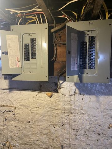 3322 Daisy Avenue, Cleveland, OH 44109