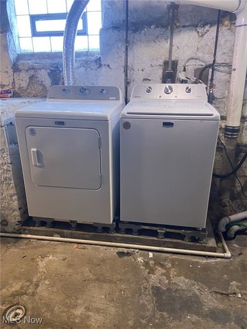 3322 Daisy Avenue, Cleveland, OH 44109