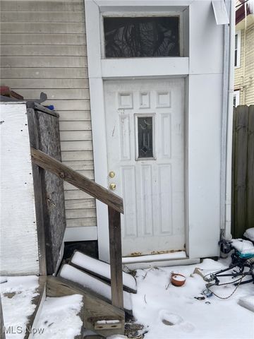 3322 Daisy Avenue, Cleveland, OH 44109