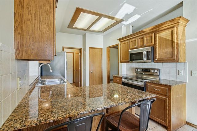 1732 SW 31st Street, Moore, OK 73160