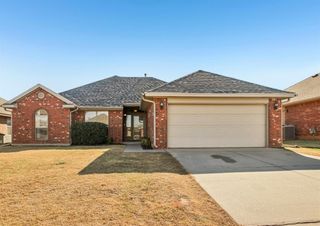 1732 SW 31st Street, Moore, OK 73160