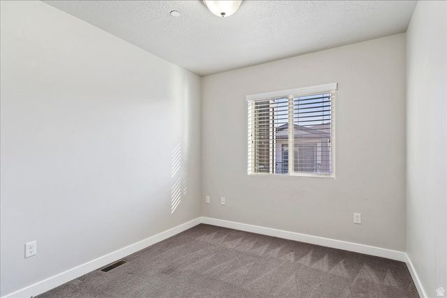 87 N RIO GRAND AVE, Farmington, UT 84025
