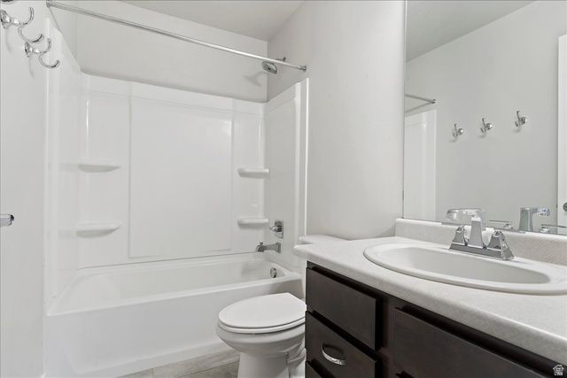 87 N RIO GRAND AVE, Farmington, UT 84025