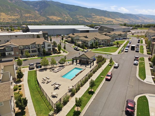 87 N RIO GRAND AVE, Farmington, UT 84025