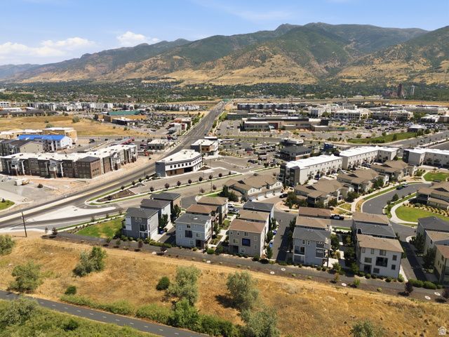 87 N RIO GRAND AVE, Farmington, UT 84025