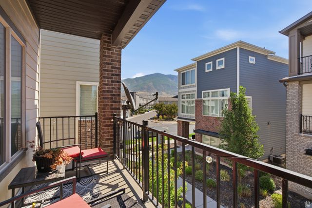 87 N RIO GRAND AVE, Farmington, UT 84025