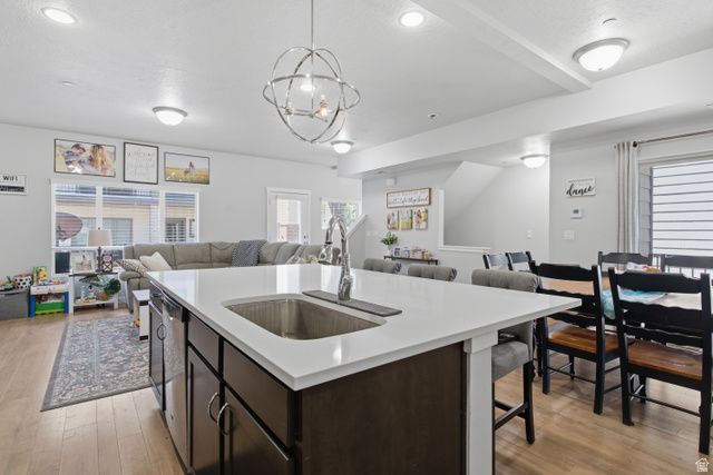 87 N RIO GRAND AVE, Farmington, UT 84025