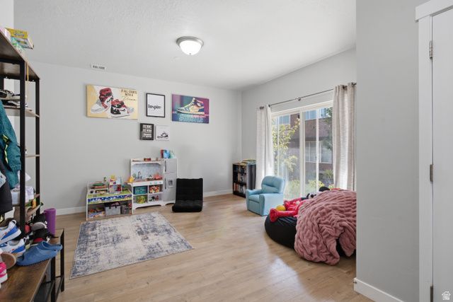 87 N RIO GRAND AVE, Farmington, UT 84025