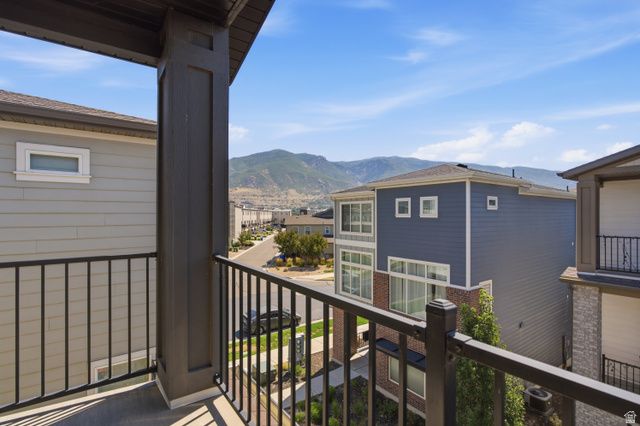 87 N RIO GRAND AVE, Farmington, UT 84025