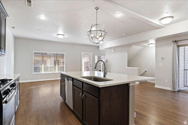 87 N RIO GRAND AVE, Farmington, UT 84025