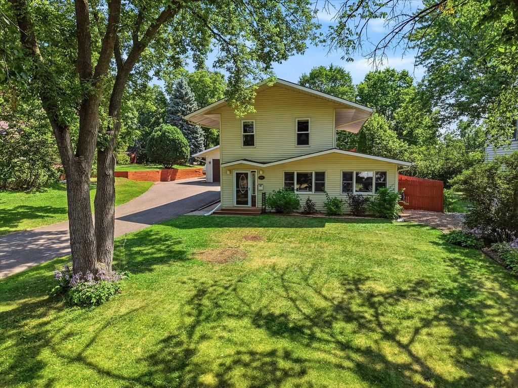 1218 5th Avenue, Anoka, MN 55303