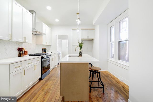 218 E ROSS ST, Lancaster, PA 17602