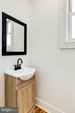 218 E ROSS ST, Lancaster, PA 17602