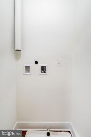 218 E ROSS ST, Lancaster, PA 17602