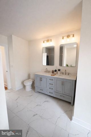 218 E ROSS ST, Lancaster, PA 17602