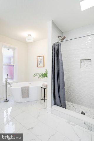 218 E ROSS ST, Lancaster, PA 17602