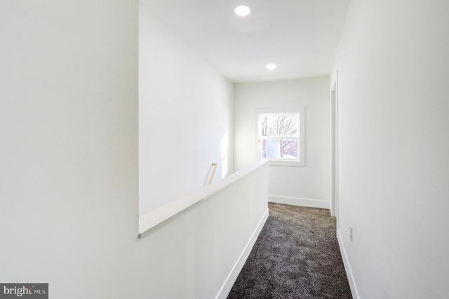 218 E ROSS ST, Lancaster, PA 17602