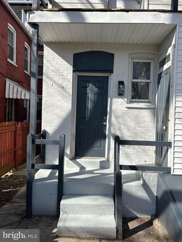218 E ROSS ST, Lancaster, PA 17602