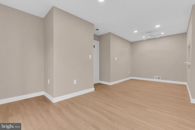 28 AZALEA CT, Lawrence Twp, NJ 08648