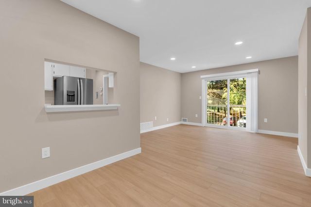28 AZALEA CT, Lawrence Twp, NJ 08648