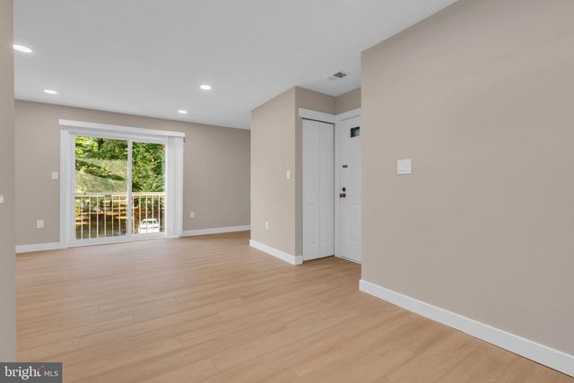 28 AZALEA CT, Lawrence Twp, NJ 08648