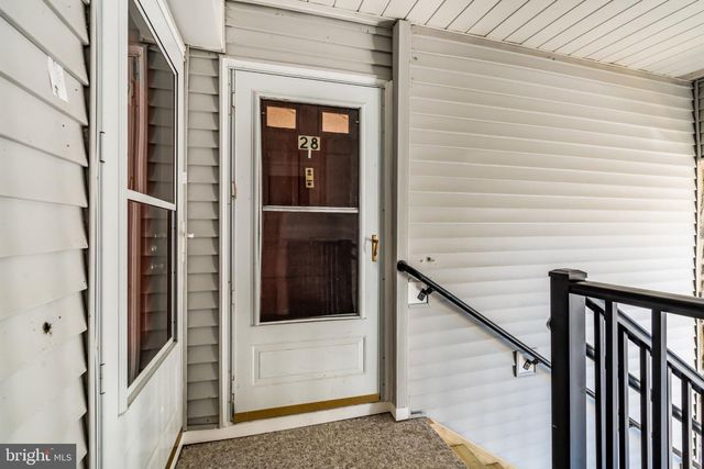 28 AZALEA CT, Lawrence Twp, NJ 08648