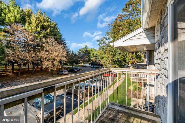 28 AZALEA CT, Lawrence Twp, NJ 08648