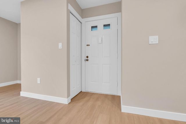 28 AZALEA CT, Lawrence Twp, NJ 08648