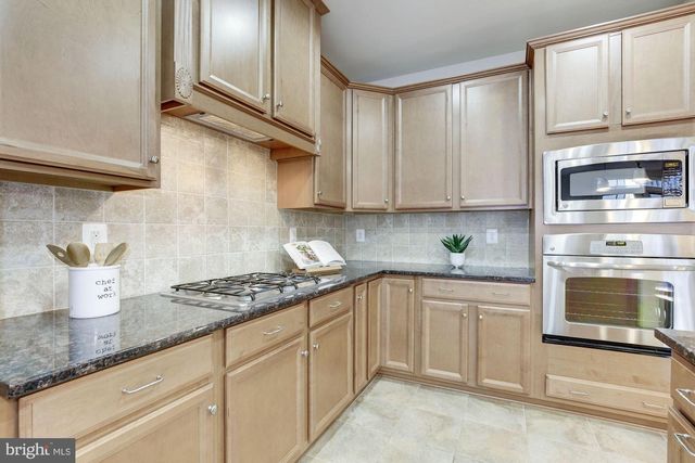 122 PARKVIEW AVE, Gaithersburg, MD 20878