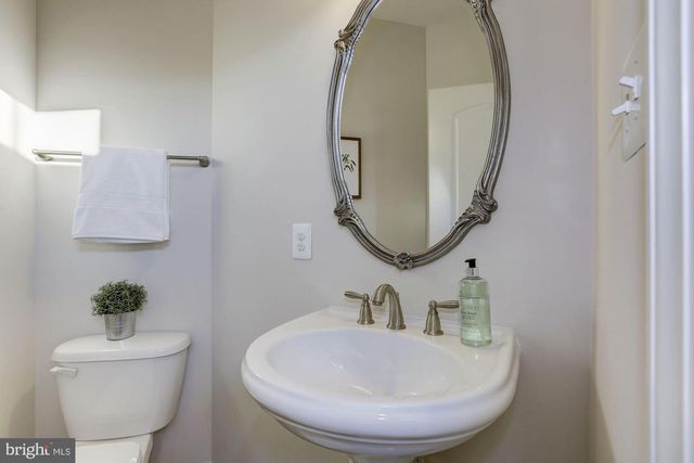122 PARKVIEW AVE, Gaithersburg, MD 20878