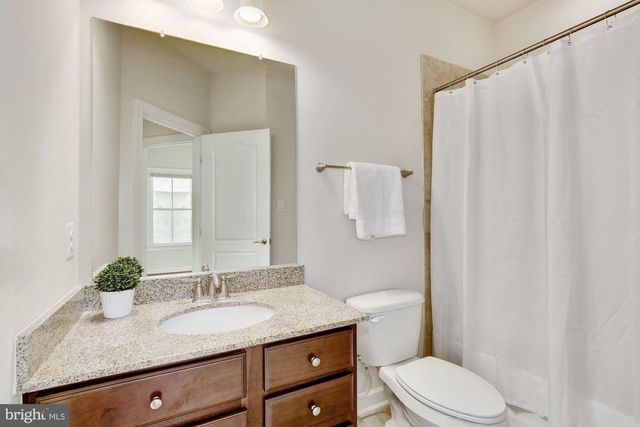 122 PARKVIEW AVE, Gaithersburg, MD 20878