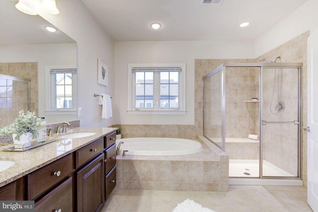 122 PARKVIEW AVE, Gaithersburg, MD 20878