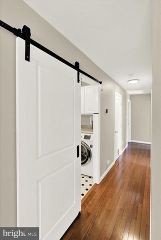 302 S TULPEHOCKEN RD, Reading, PA 19601