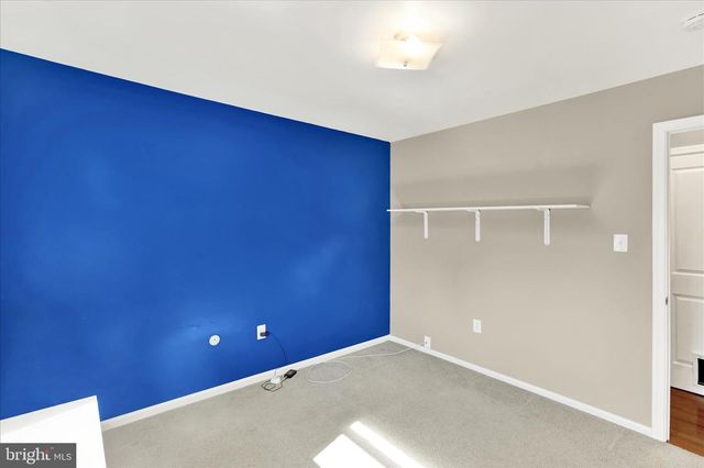 302 S TULPEHOCKEN RD, Reading, PA 19601