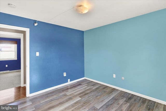 302 S TULPEHOCKEN RD, Reading, PA 19601