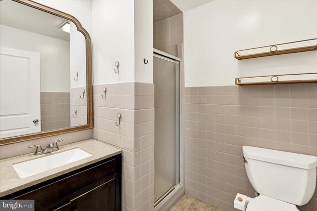 302 S TULPEHOCKEN RD, Reading, PA 19601