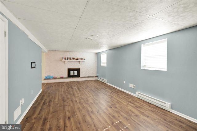 302 S TULPEHOCKEN RD, Reading, PA 19601