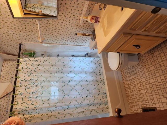 2517 Olympic CT, Virginia Beach, VA 23453